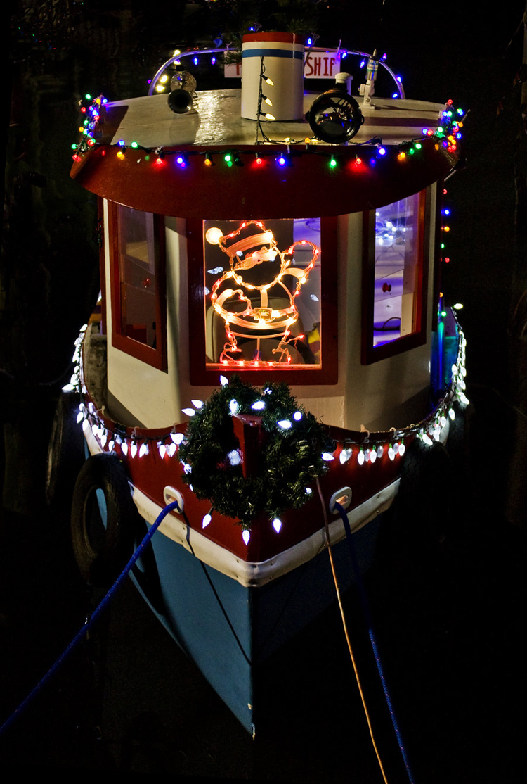 A Night Of Sailing Lights • Marco Island Christmas Island Style Boat